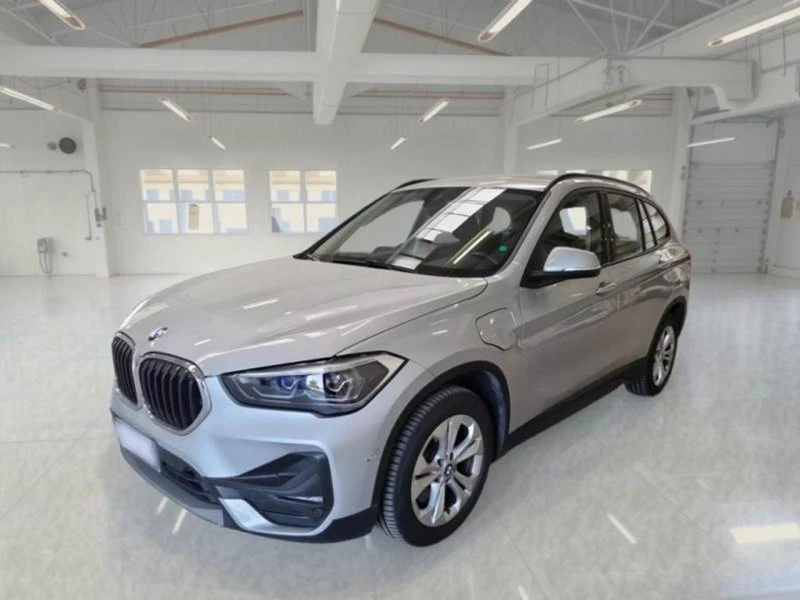 BMW X1 xDrive25e BMW X1 xDrive25e