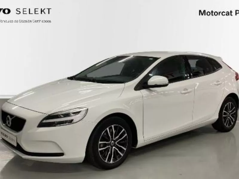 Volvo C40 V40 D3 Momentum Manual Volvo C40 V40 D3 Momentum Manual
