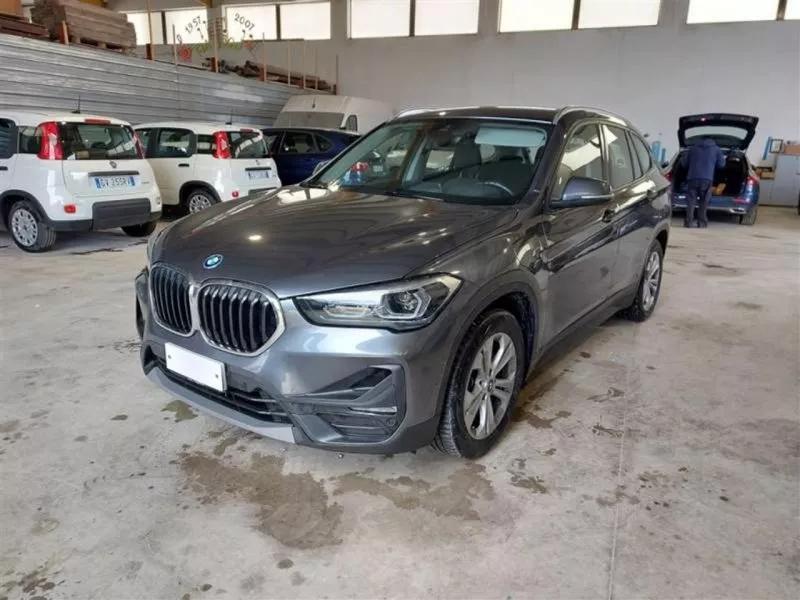 BMW X1 xDrive25e BMW X1 xDrive25e