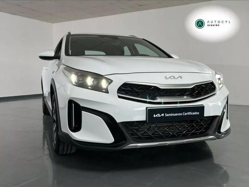 Kia XCeed 1.0 T-GDi Drive 74kW (100CV) Kia XCeed 1.0 T-GDi Drive 74kW (100CV)