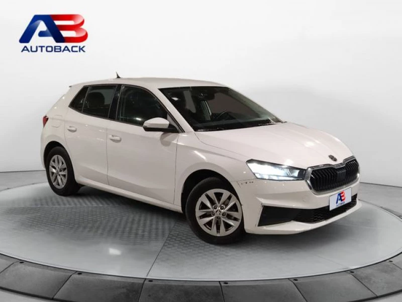 Skoda Fabia 1.0 MPI 59KW (80CV) Ambition Skoda Fabia 1.0 MPI 59KW (80CV) Ambition