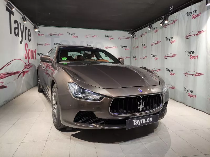 Maserati Ghibli 3.0 V6 BT 330cv RWD