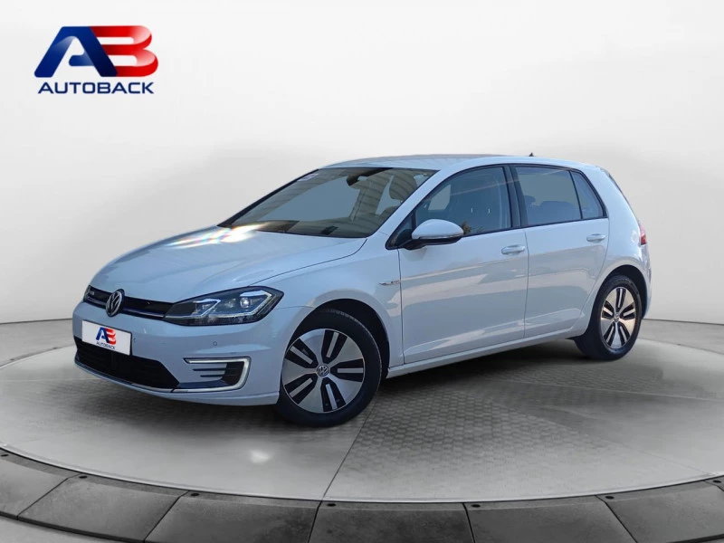 Volkswagen Golf e-Golf ePower 100 kW (136CV) Volkswagen Golf e-Golf ePower 100 kW (136CV)