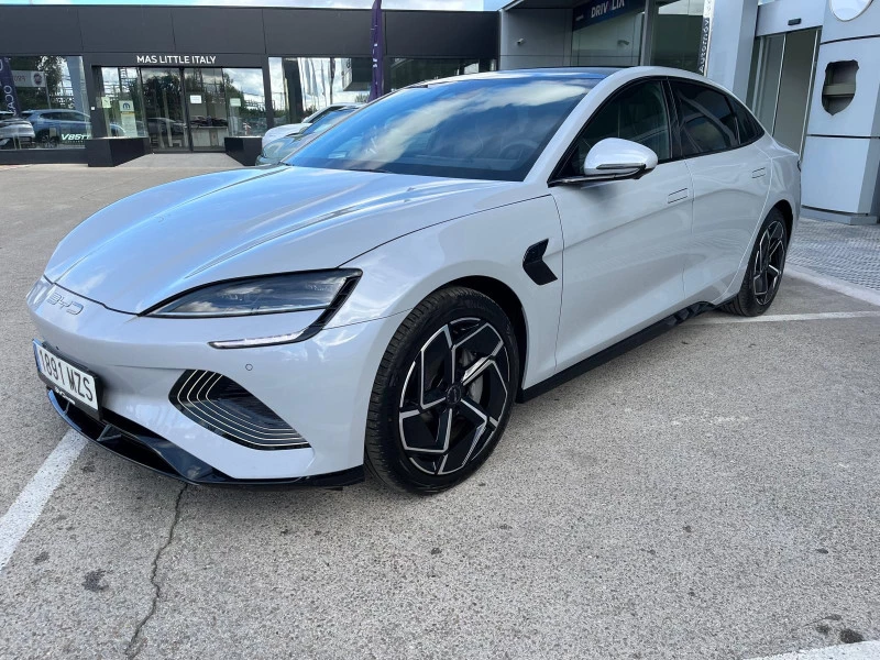 BYD SEAL Excellence AWD BYD SEAL Excellence AWD