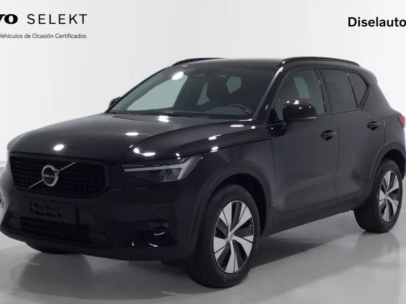 Volvo XC40 2.0 B3 G Plus Dark Auto