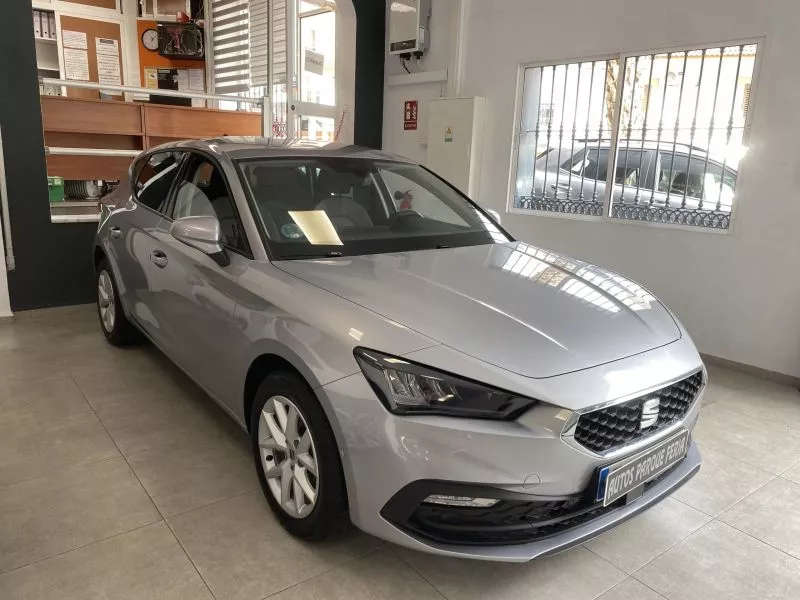 Seat Leon 1.0 TSI S&S Style XM 110 CV Seat Leon 1.0 TSI S&S Style XM 110 CV