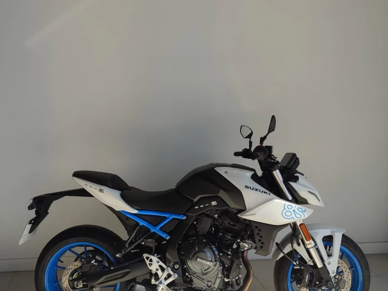 Suzuki GSX 8S