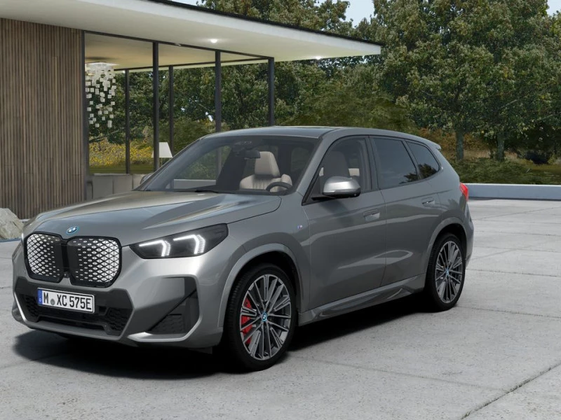 BMW iX1 xDrive30