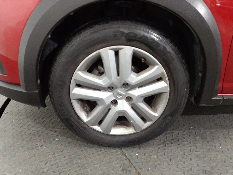 Dacia Sandero Stepway TCe Essential 67kW Dacia Sandero Stepway TCe Essential 67kW