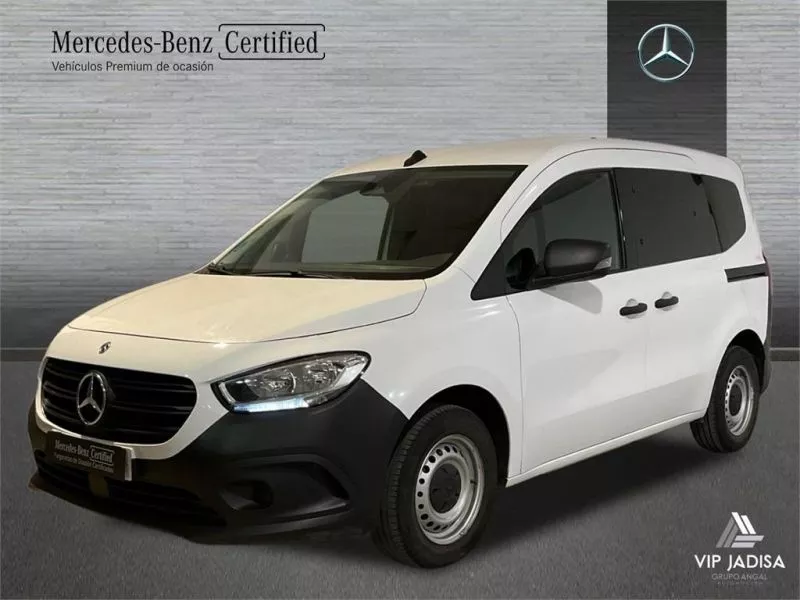 Mercedes-Benz Citan 110 CDI 70kW Tourer Base Largo Mercedes-Benz Citan 110 CDI 70kW Tourer Base Largo