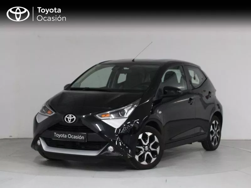 Toyota Aygo 1.0 70 x-play Toyota Aygo 1.0 70 x-play