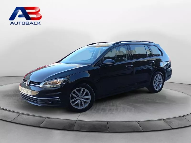 Volkswagen Golf Business & Navi 1.6 TDI 85kW DSG Variant Volkswagen Golf Business & Navi 1.6 TDI 85kW DSG Variant