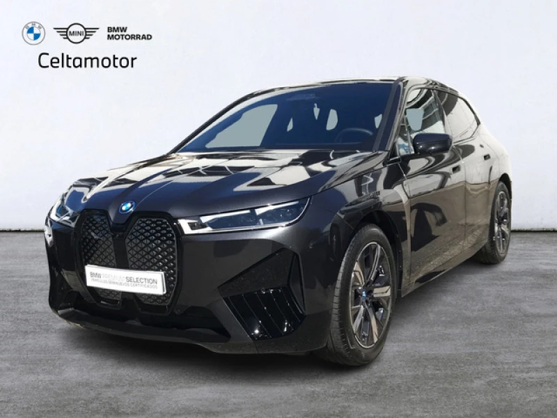 BMW iX xDrive40 240 kW (326 CV) BMW iX xDrive40 240 kW (326 CV)