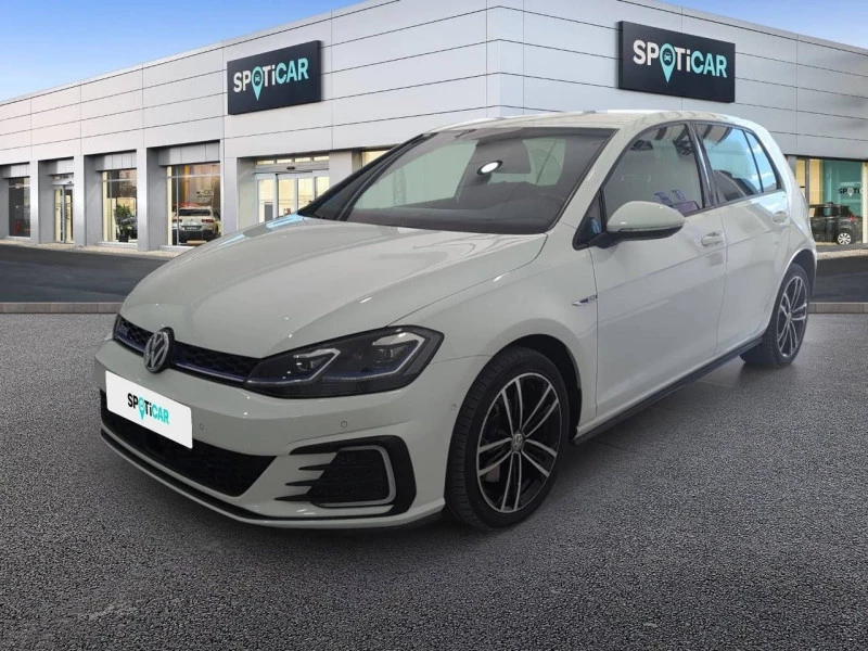 Volkswagen Golf GTE 1.4 TSI e-Power 150kW (204CV) DSG Volkswagen Golf GTE 1.4 TSI e-Power 150kW (204CV) DSG