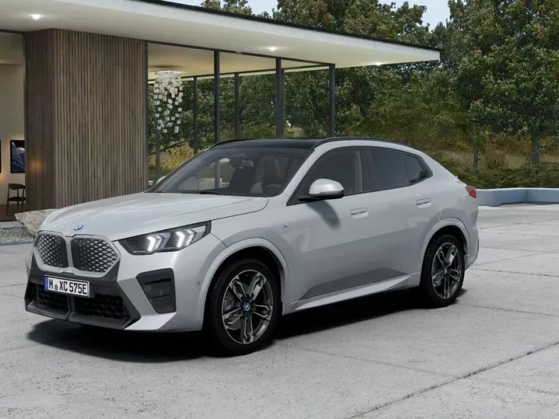 BMW iX2 xDrive30 BMW iX2 xDrive30