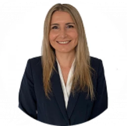 Leonor Flores