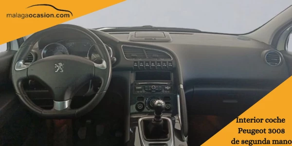 Interior Peugeot 3008 de ocasión en Málaga
