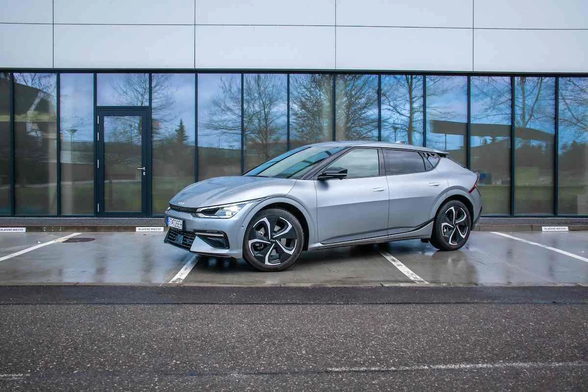 SUV eléctrico 2025