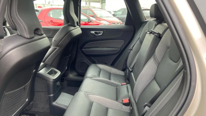 Asientos traseros del coche Volvo XC60