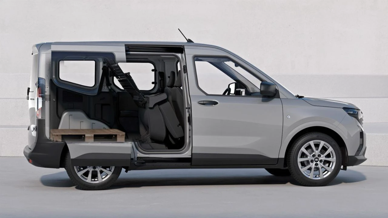Ford courier kombi