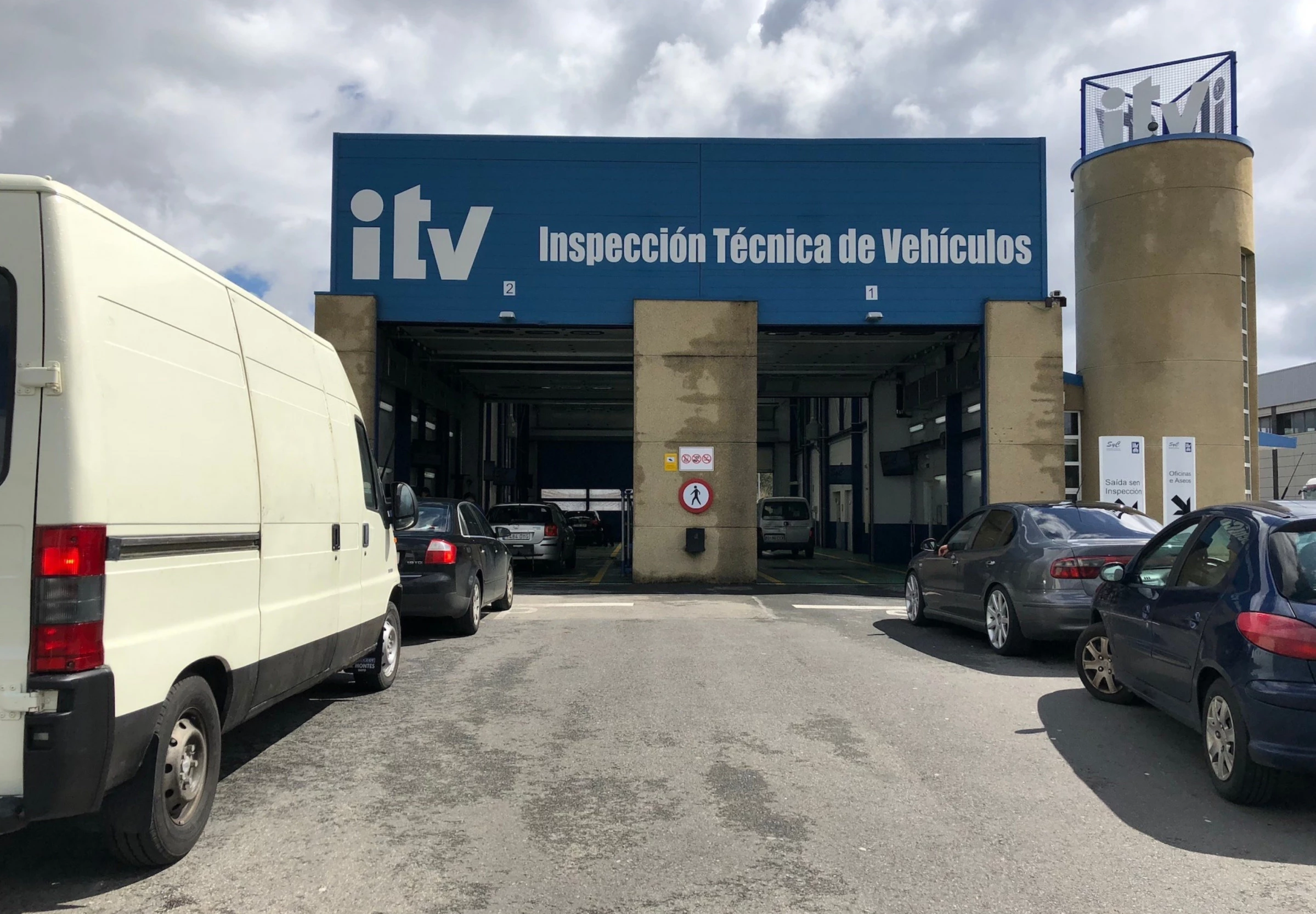 vehículos no supera la ITV