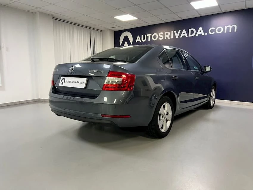 Skoda Octavia coche del año premiado de segunda mano