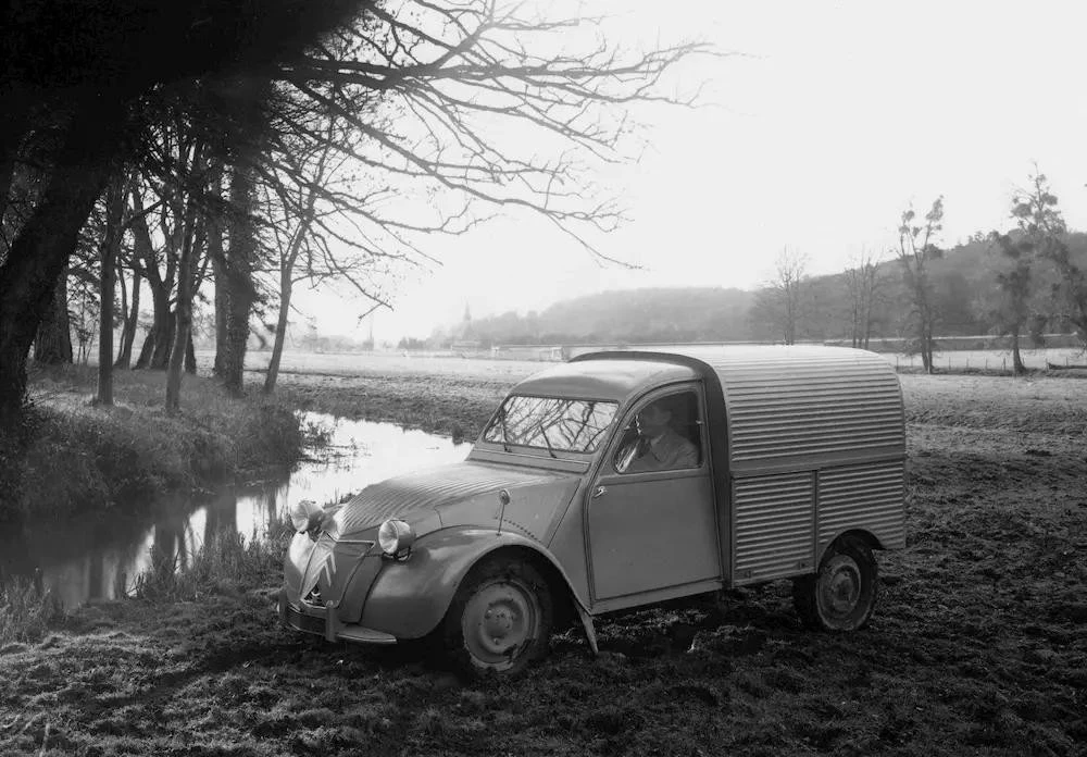 Furgoneta Citroën 2CV fabricada en Vigo