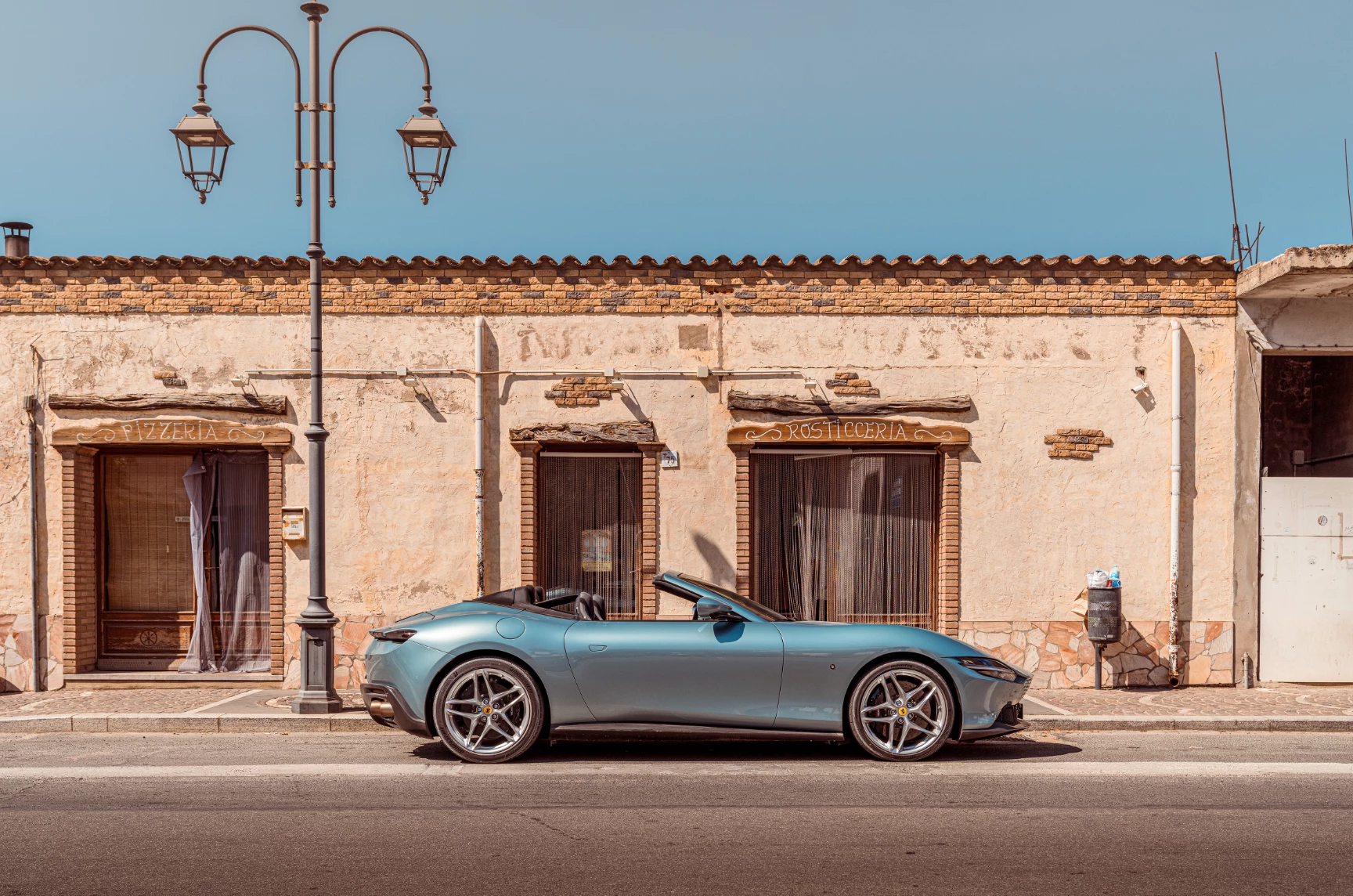 ferrari%20Roma%20Spider2.png